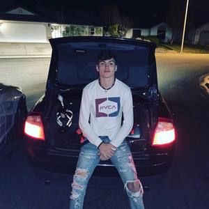 Meet your Posher, Eric